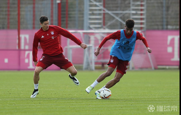 九游官方网站- 蒂姆连续五场比赛得分超过连败,拜仁挑战极限怎么算 